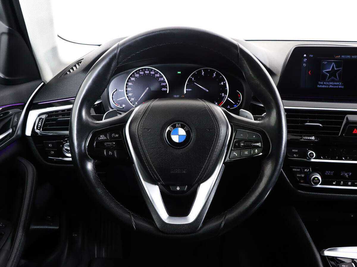 BMW 5 серии с пробегом — 2020 год. Фото: #7
