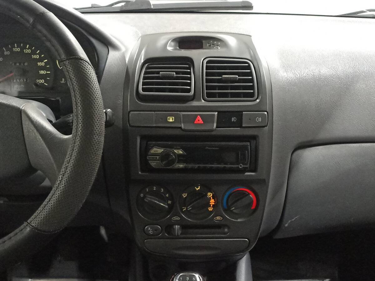 Hyundai Accent с пробегом — 2008 год. Фото: #14