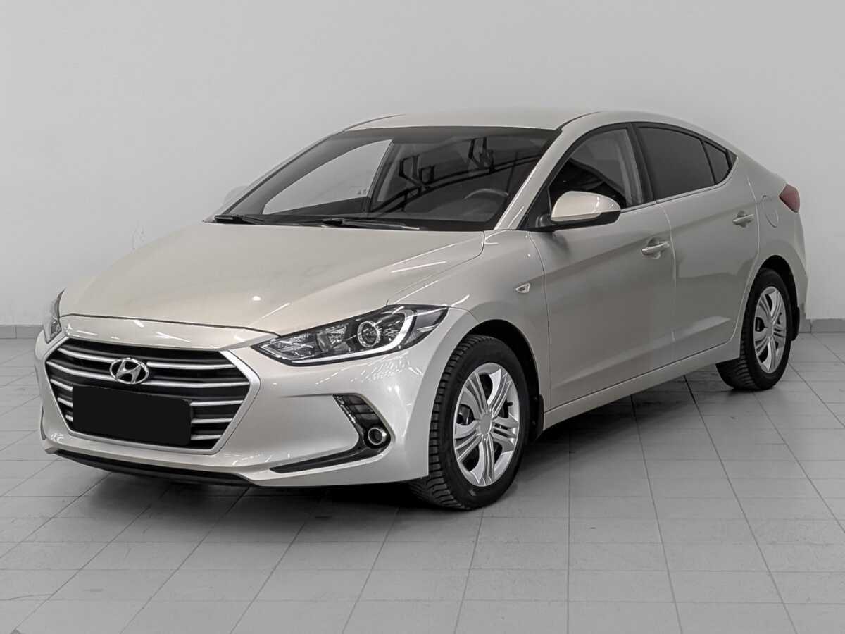 Hyundai Elantra с пробегом — 2017 год. Фото: #0