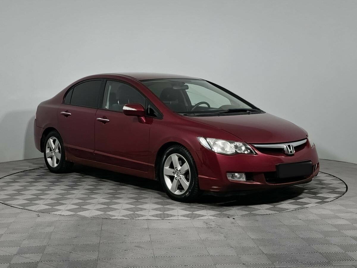 Honda Civic с пробегом — 2007 год. Фото: #2