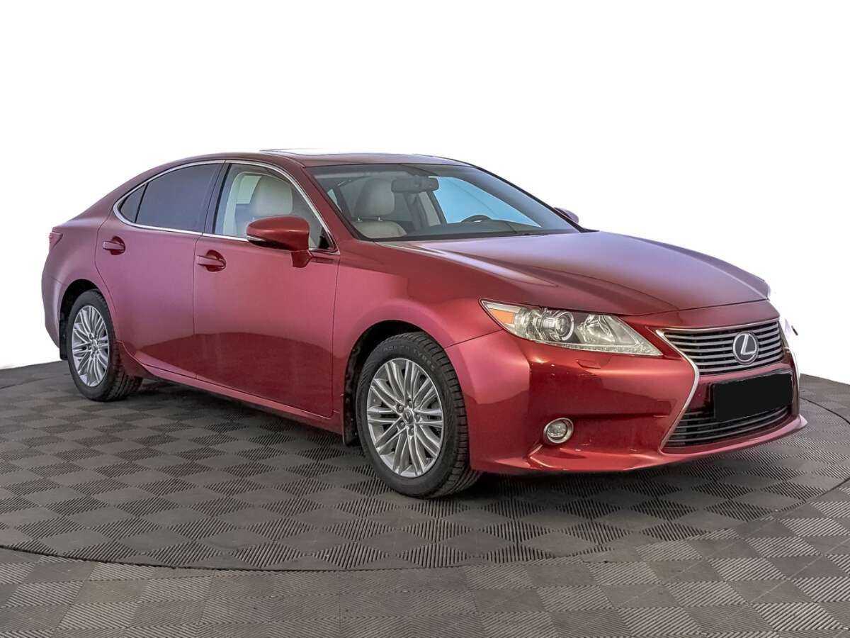 Lexus ES с пробегом — 2013 год. Фото: #2