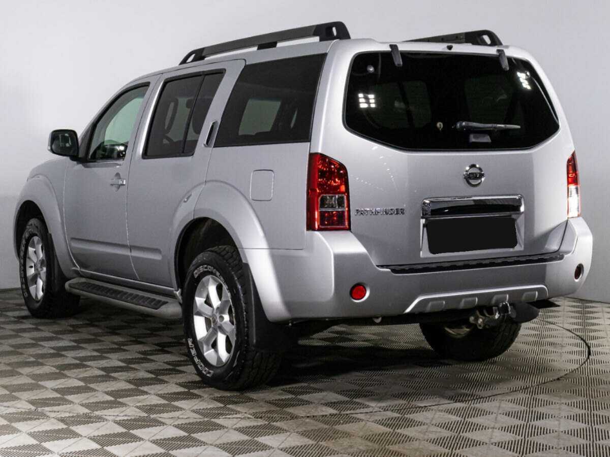 Nissan Pathfinder с пробегом — 2011 год. Фото: #6