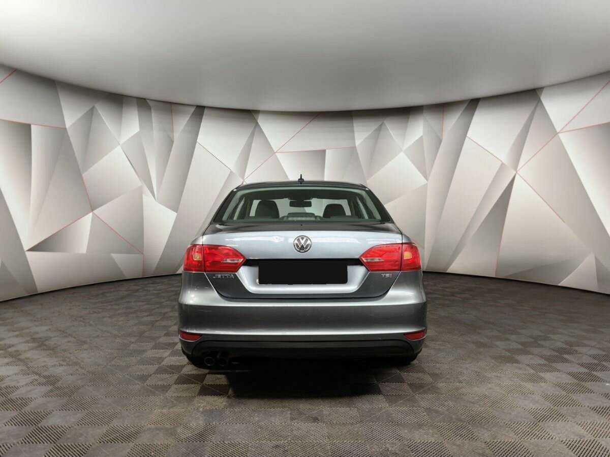 Volkswagen Jetta с пробегом — 2011 год. Фото: #7