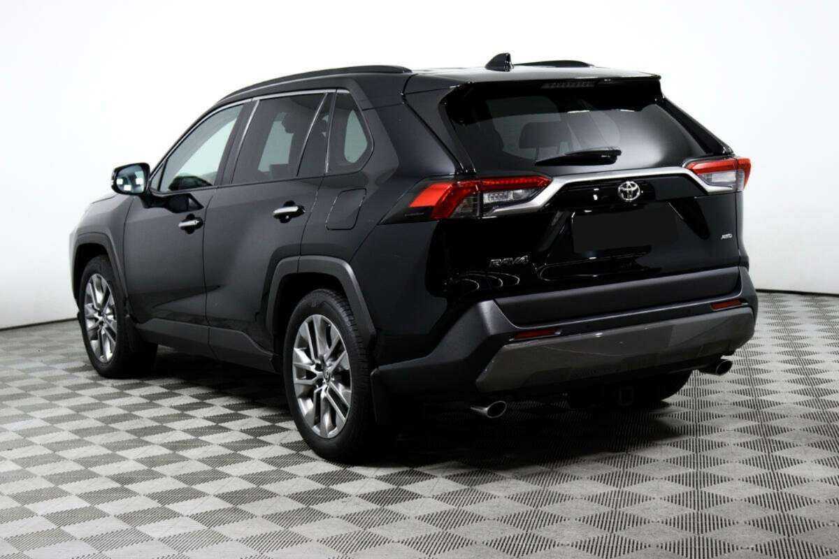 Toyota RAV4 с пробегом — 2019 год. Фото: #6