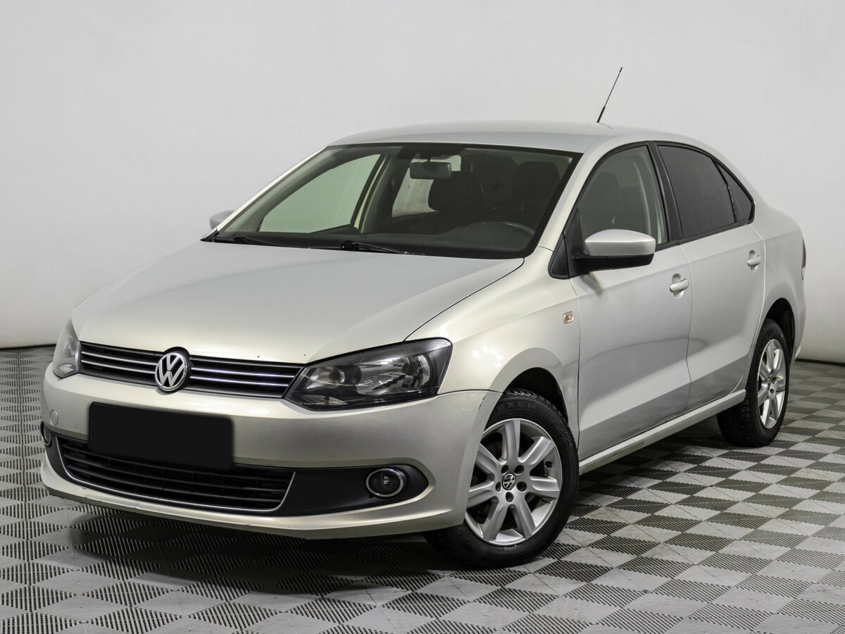 Volkswagen Polo с пробегом — 2011 год. Фото: #0