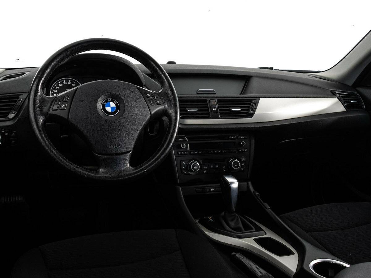 BMW X1 с пробегом — 2014 год. Фото: #10