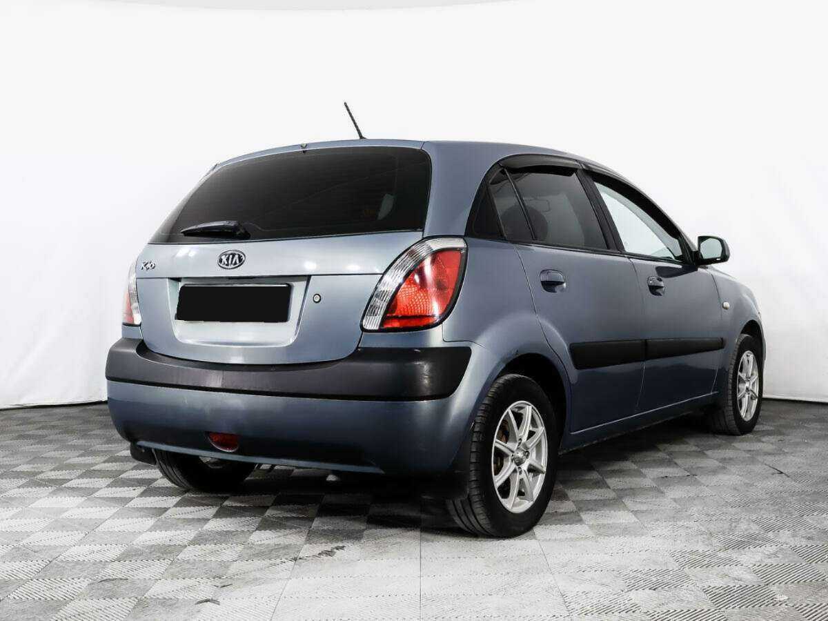 Kia Rio с пробегом — 2009 год. Фото: #3