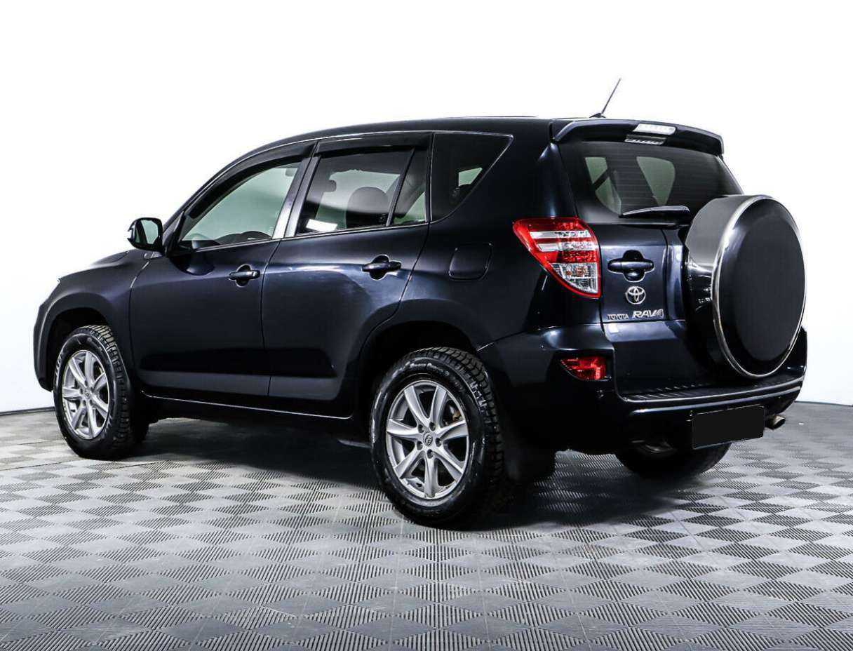 Toyota RAV4 с пробегом — 2011 год. Фото: #6