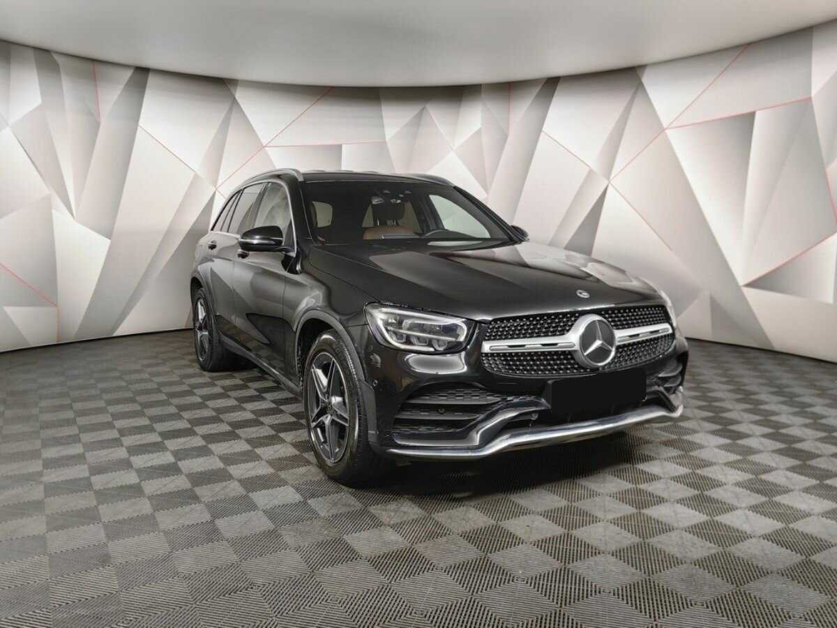 Mercedes-Benz GLC с пробегом — 2021 год. Фото: #2