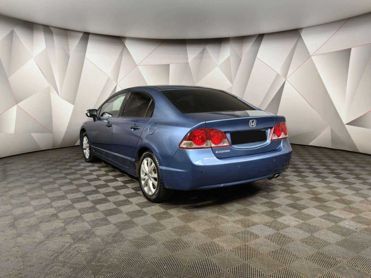 Honda Civic с пробегом — 2008 год. Фото: #3