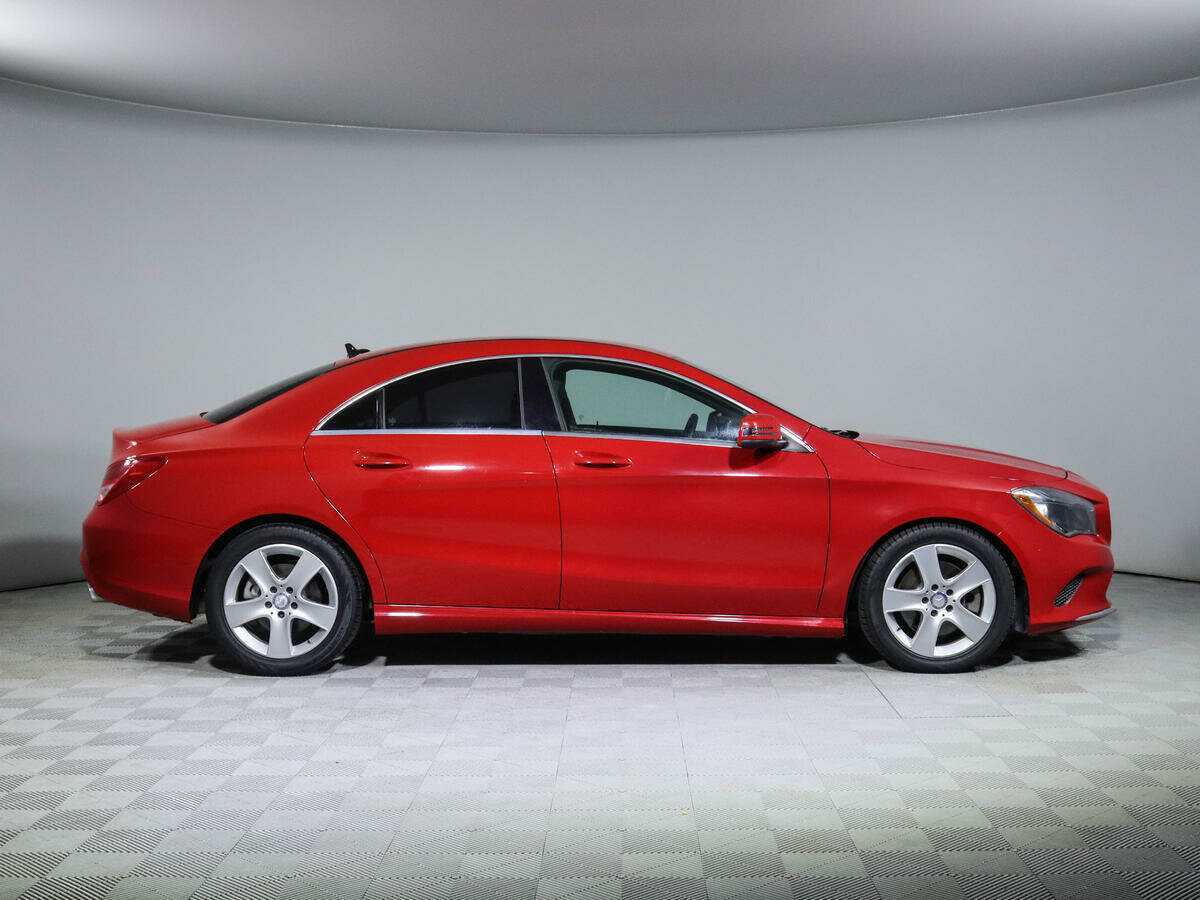 Mercedes-Benz CLA с пробегом — 2016 год. Фото: #3