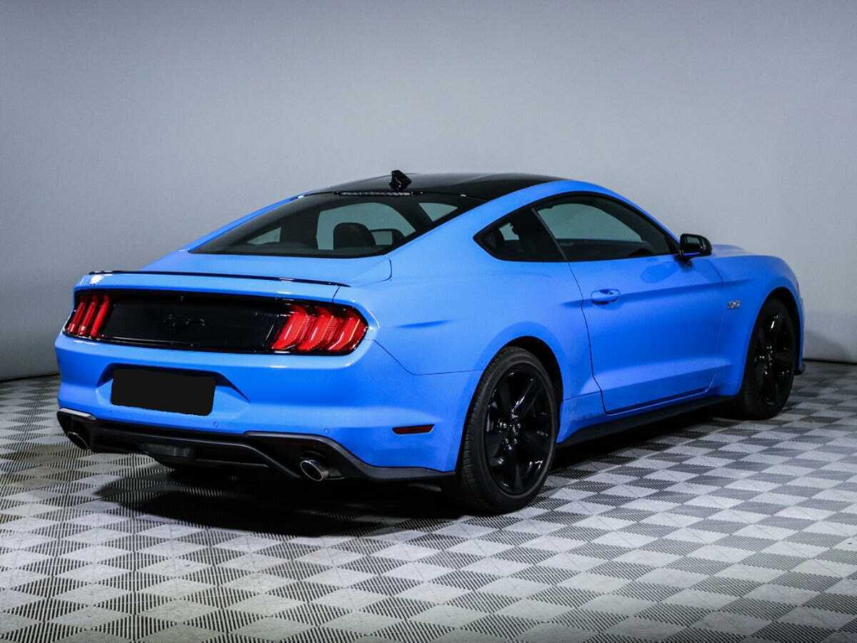 Ford Mustang с пробегом — 2022 год. Фото: #3