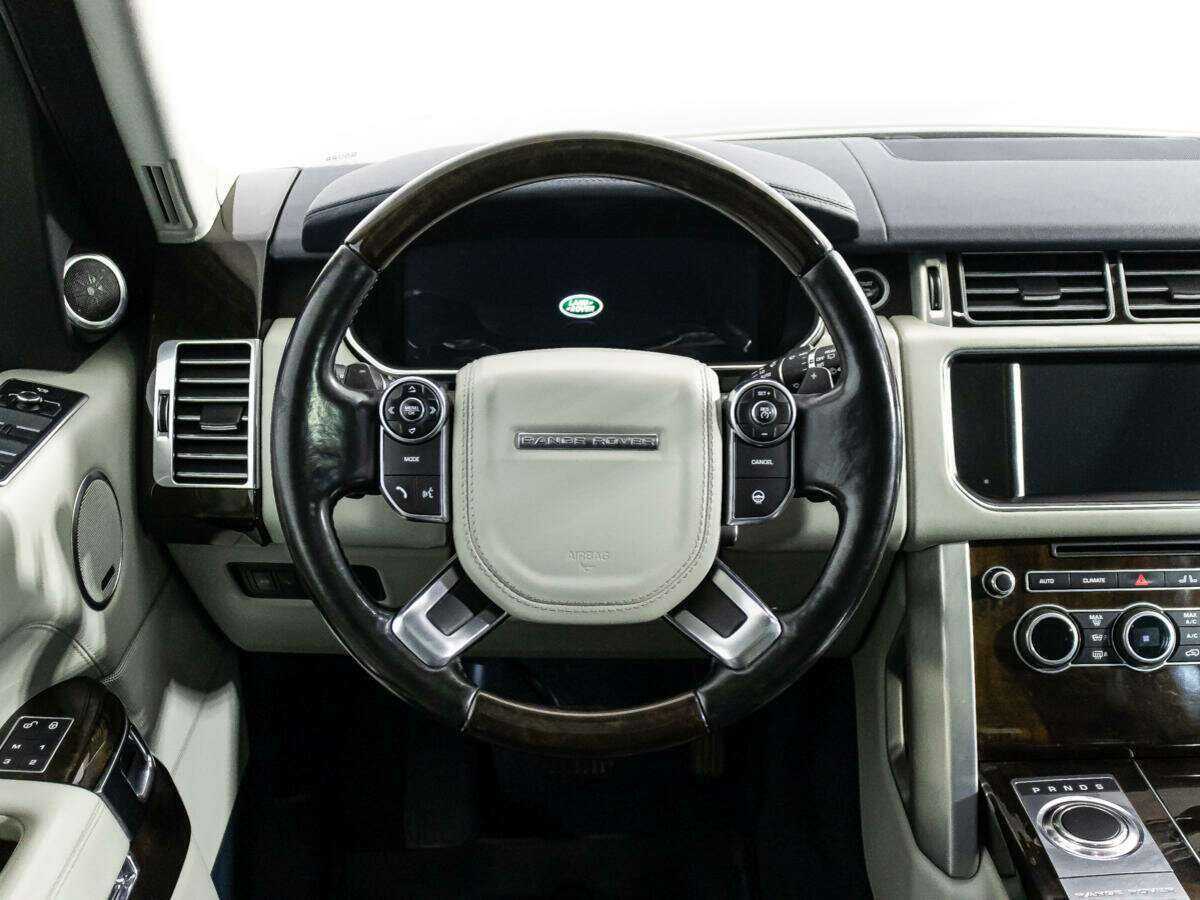 Land Rover Range Rover с пробегом — 2016 год. Фото: #24