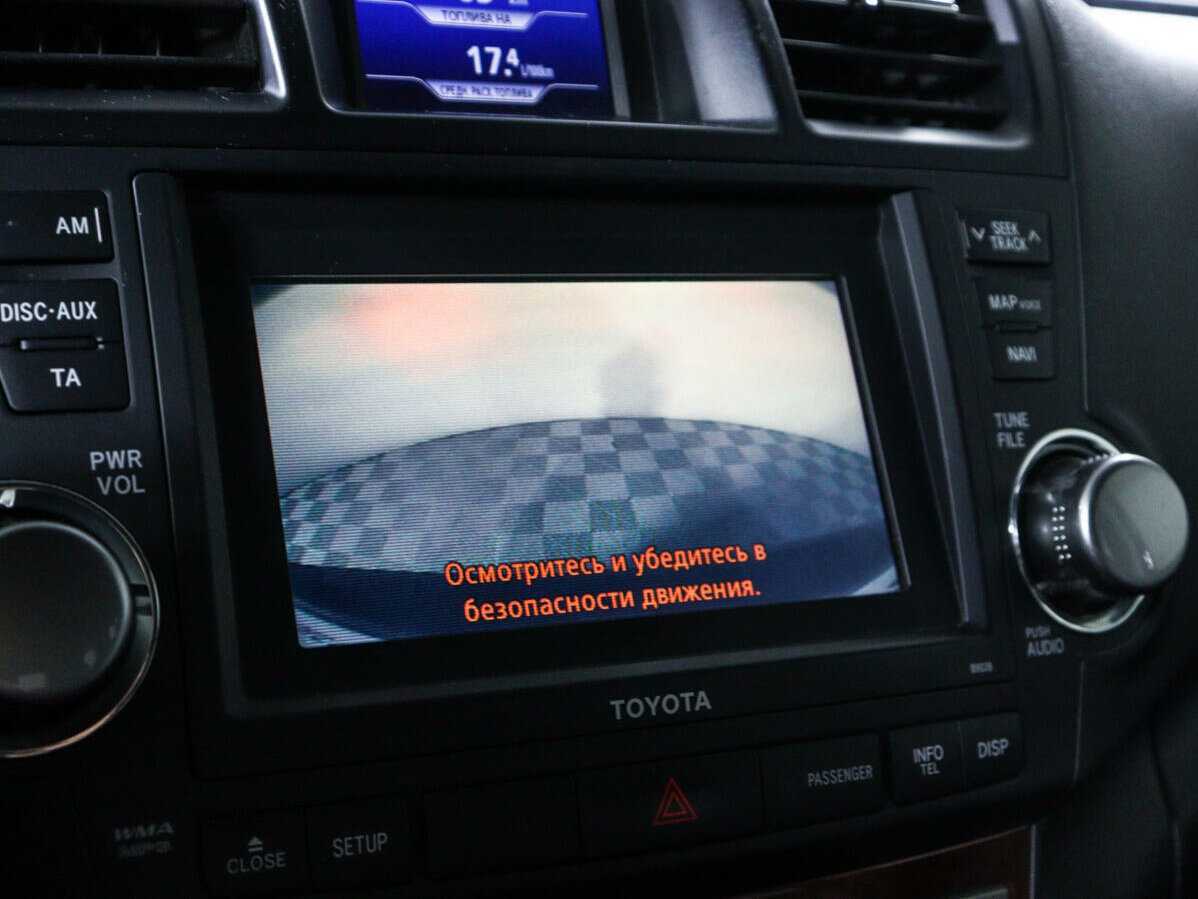 Toyota Highlander с пробегом — 2011 год. Фото: #16