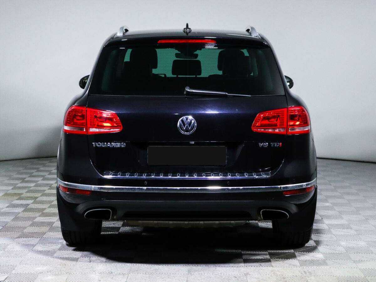 Volkswagen Touareg с пробегом — 2016 год. Фото: #5