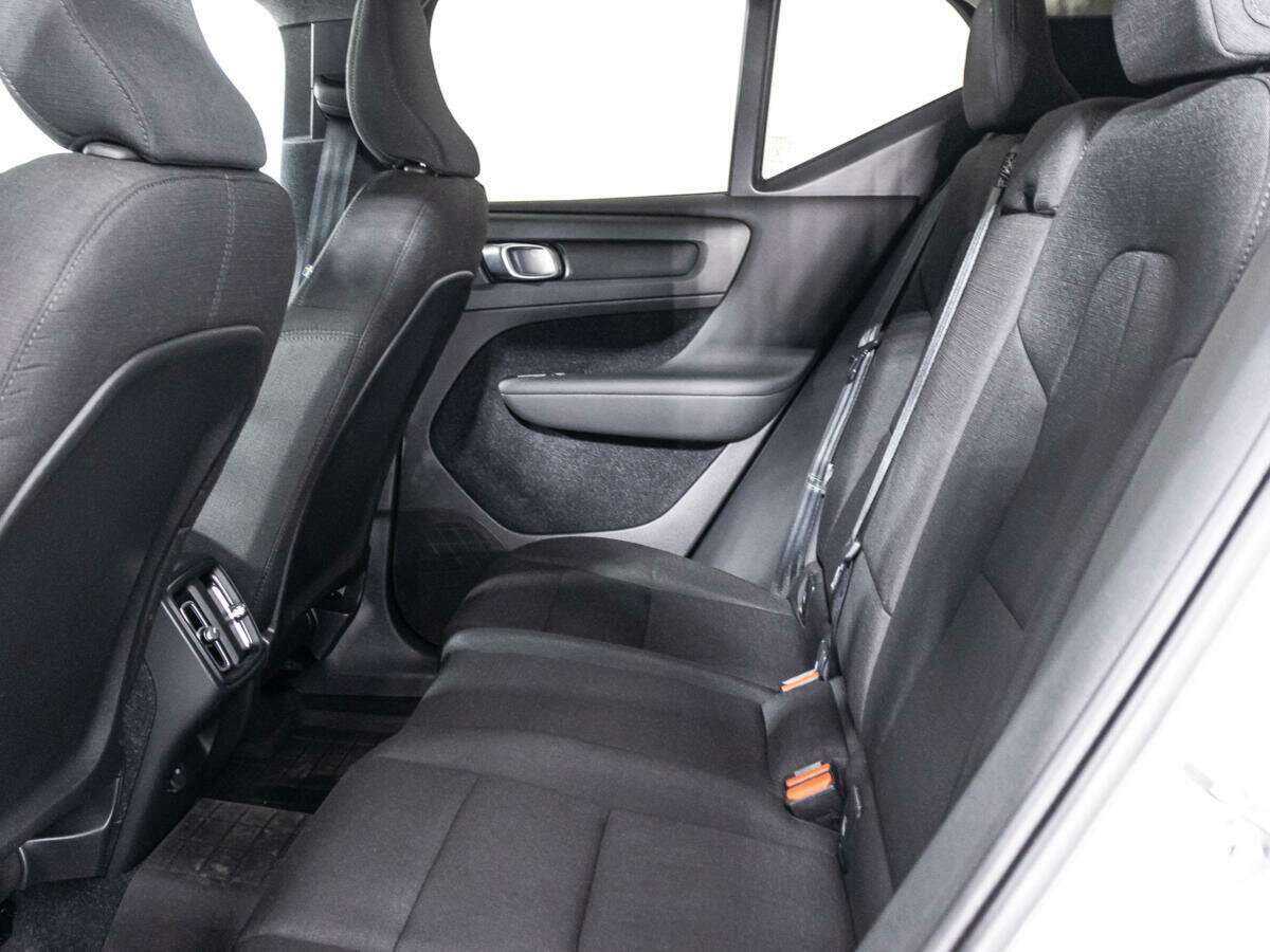 Volvo XC40 с пробегом — 2019 год. Фото: #9