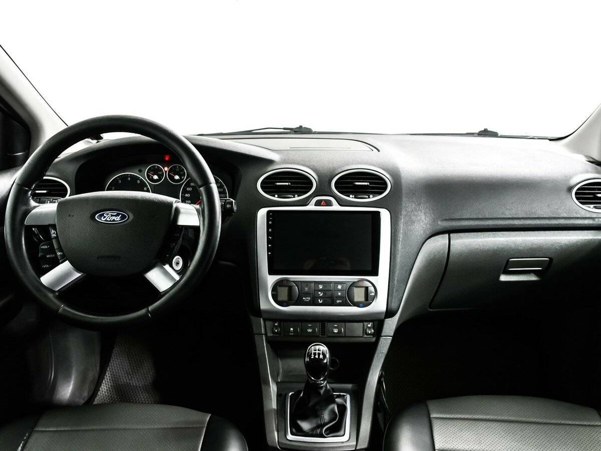 Ford Focus с пробегом — 2007 год. Фото: #10