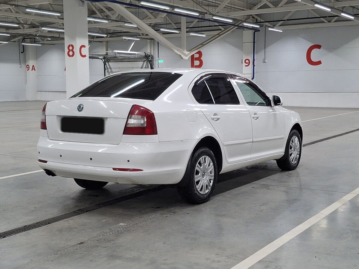 Skoda Octavia с пробегом — 2011 год. Фото: #4