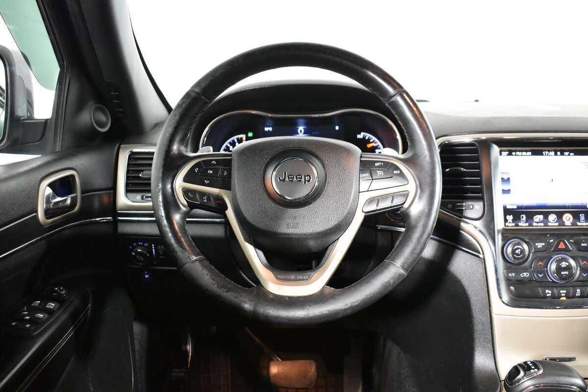 Jeep Grand Cherokee с пробегом — 2014 год. Фото: #13
