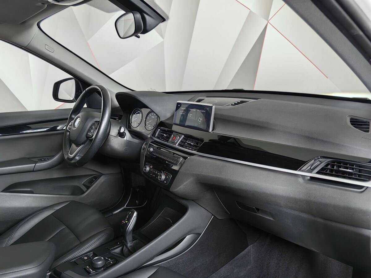 BMW X1 с пробегом — 2020 год. Фото: #8