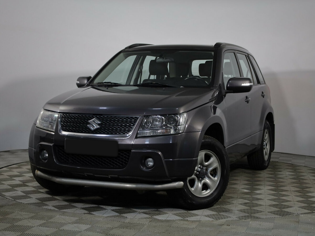 Suzuki Grand Vitara с пробегом — 2011 год. Посмотреть фото