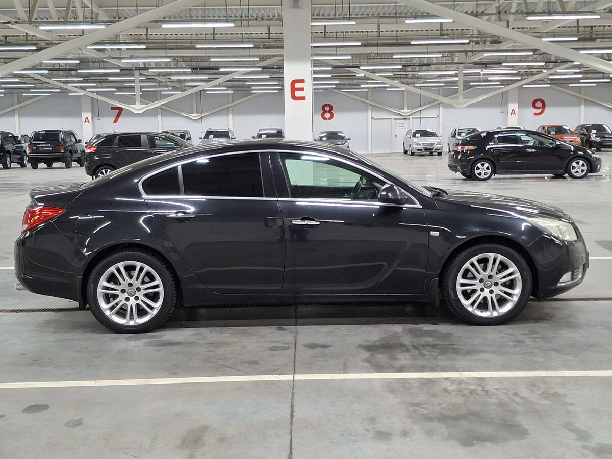 Opel Insignia с пробегом — 2011 год. Фото: #3