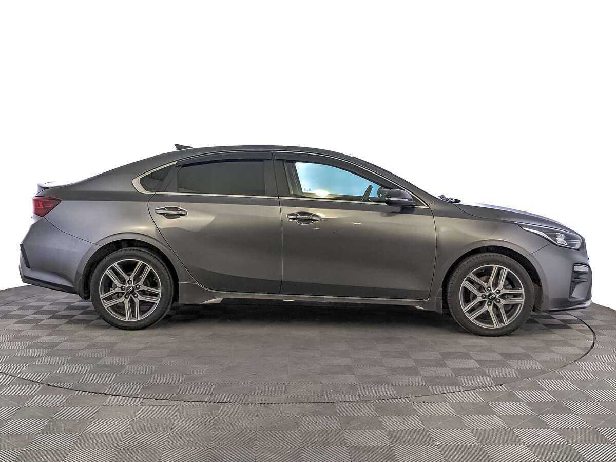 Kia Cerato с пробегом — 2021 год. Фото: #3