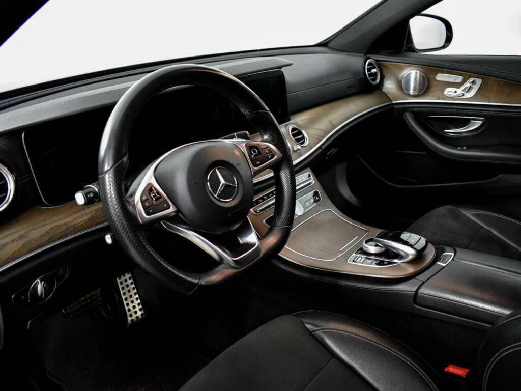 Mercedes-Benz E-Класс с пробегом — 2017 год. Фото: #8