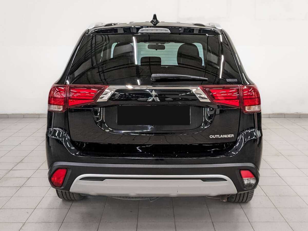 Mitsubishi Outlander с пробегом — 2020 год. Фото: #5