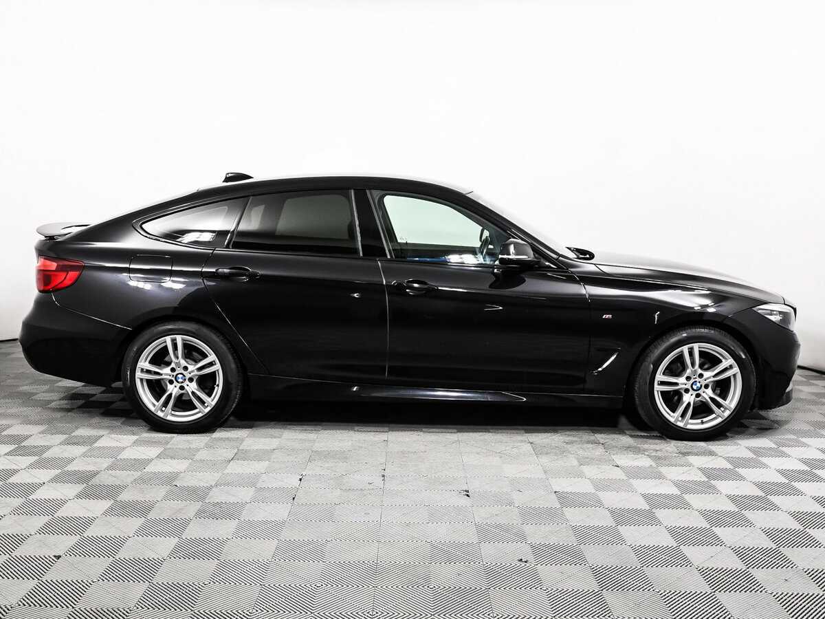 BMW 3 серии с пробегом — 2020 год. Фото: #3