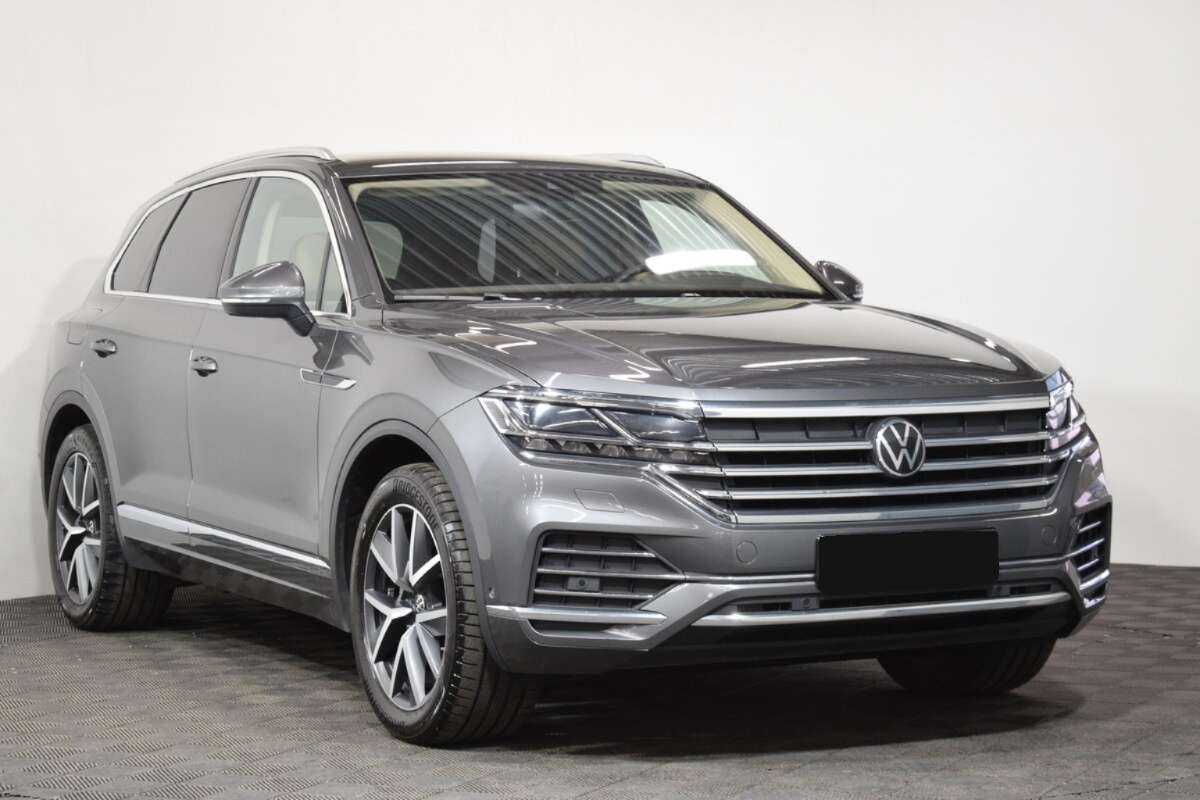 Volkswagen Touareg с пробегом — 2022 год. Фото: #2