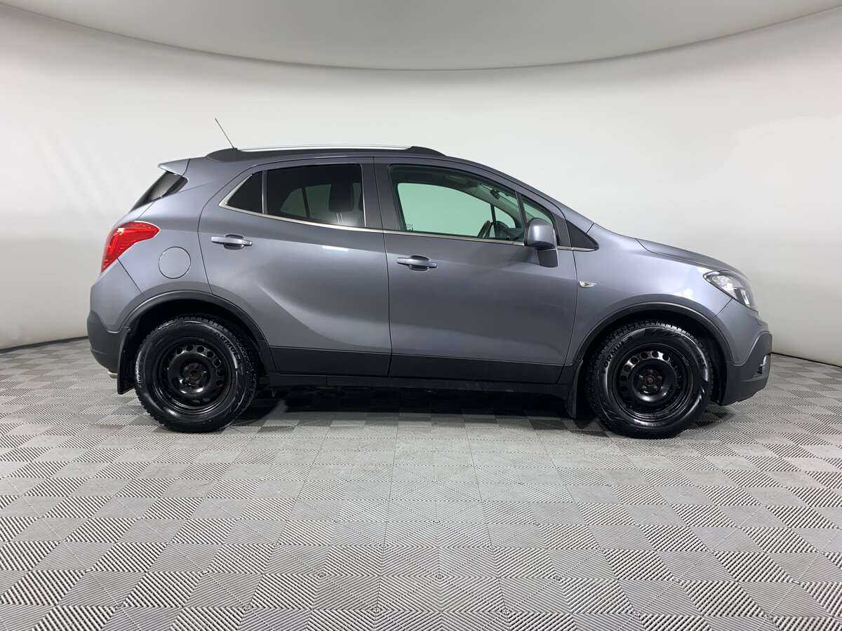 Opel Mokka с пробегом — 2015 год. Фото: #3