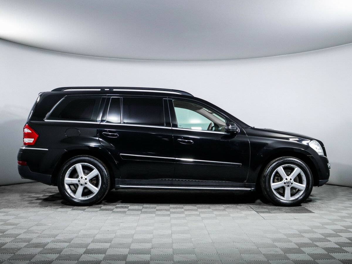 Mercedes-Benz GL-Класс с пробегом — 2007 год. Фото: #3