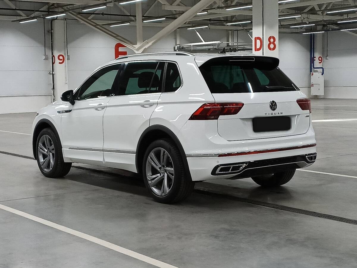 Volkswagen Tiguan с пробегом — 2021 год. Фото: #6