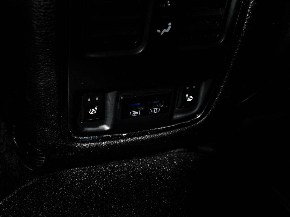 Jeep Grand Cherokee с пробегом — 2013 год. Фото: #13