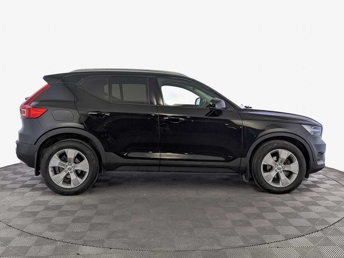 Volvo XC40 с пробегом — 2021 год. Фото: #3