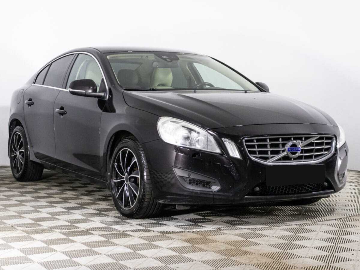 Volvo S60 с пробегом — 2012 год. Фото: #2
