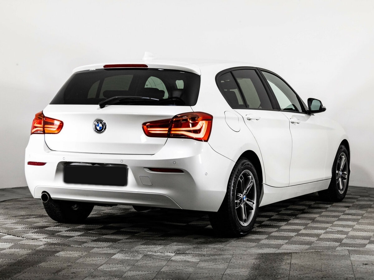 BMW 1 серии с пробегом — 2017 год. Фото: #4