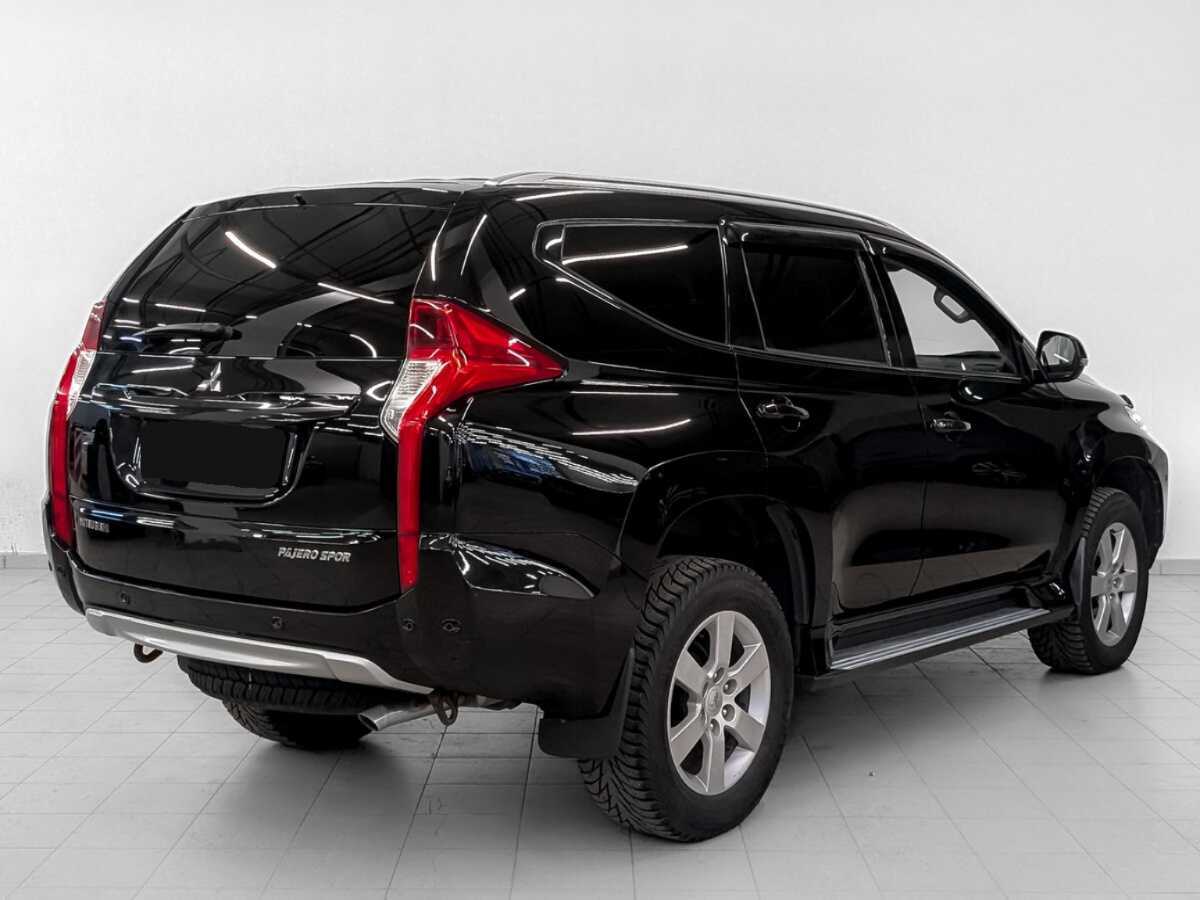 Mitsubishi Pajero Sport с пробегом — 2019 год. Фото: #4