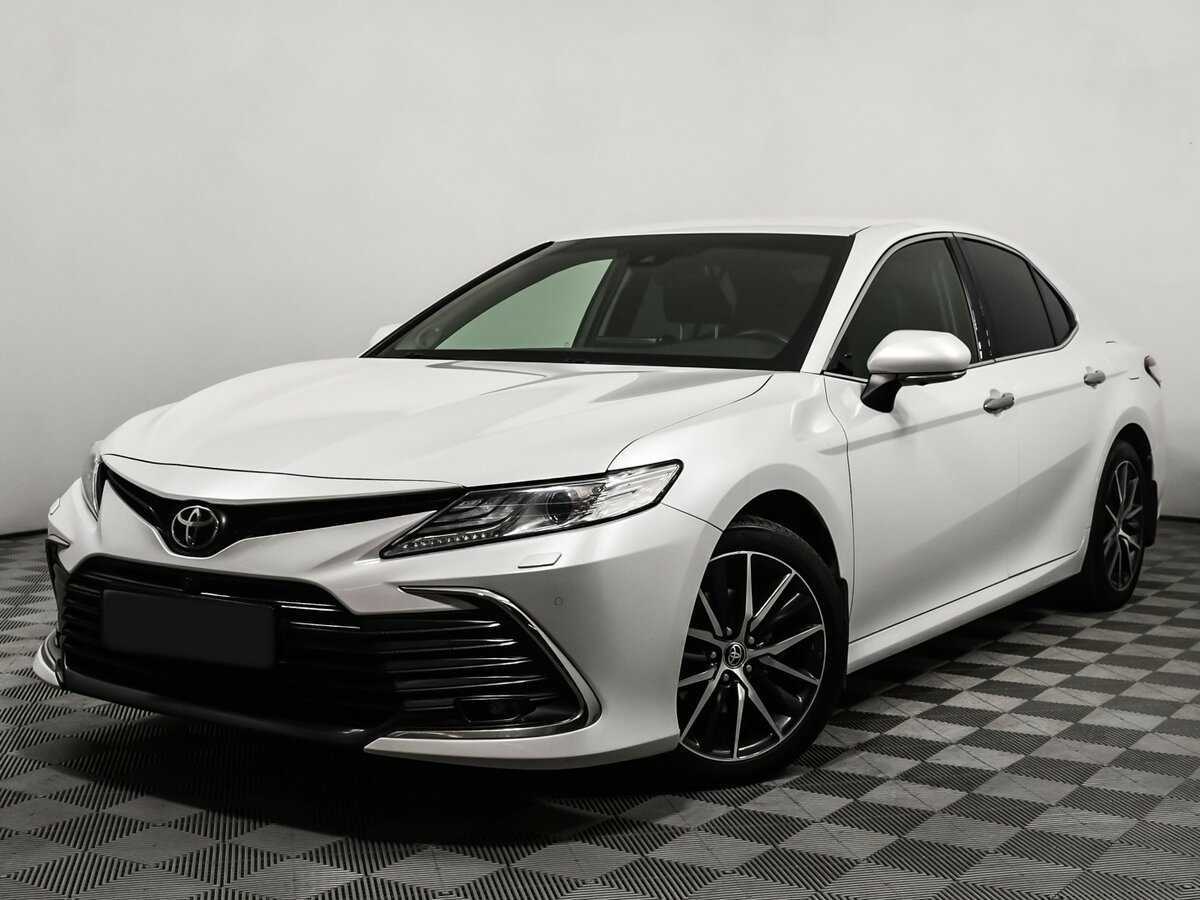 Toyota Camry с пробегом — 2021 год. Посмотреть фото