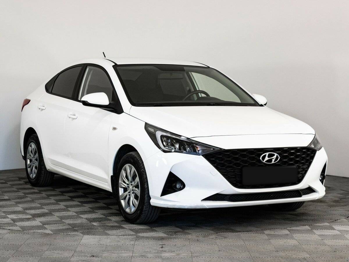 Hyundai Solaris с пробегом — 2021 год. Фото: #2