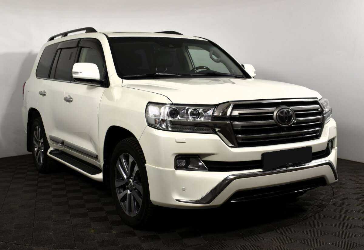 Toyota Land Cruiser с пробегом — 2016 год. Фото: #2