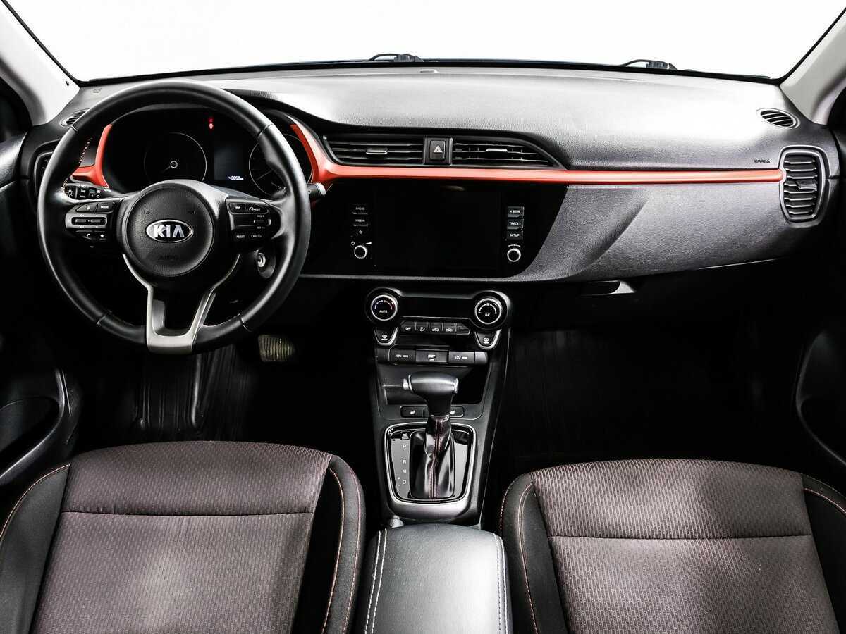 Kia Rio с пробегом — 2020 год. Фото: #10