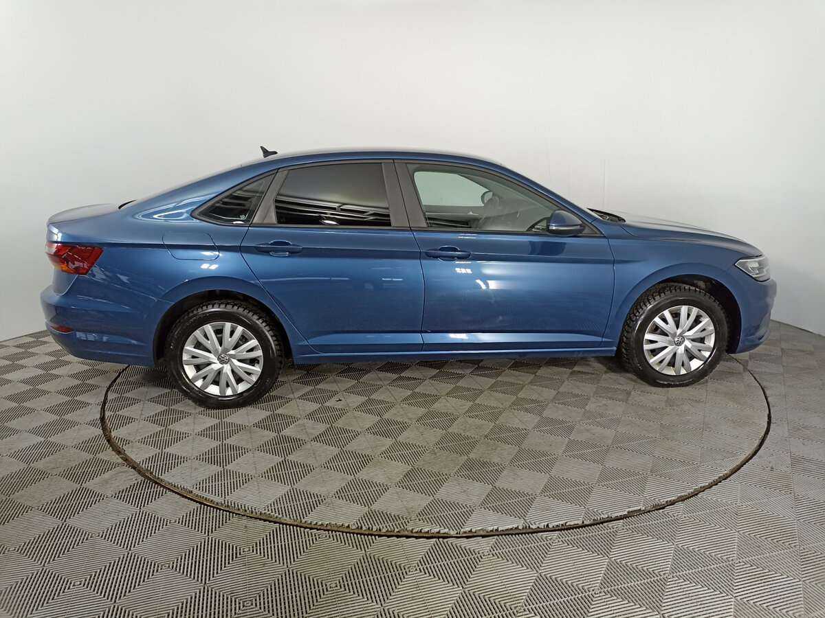 Volkswagen Jetta с пробегом — 2020 год. Фото: #3