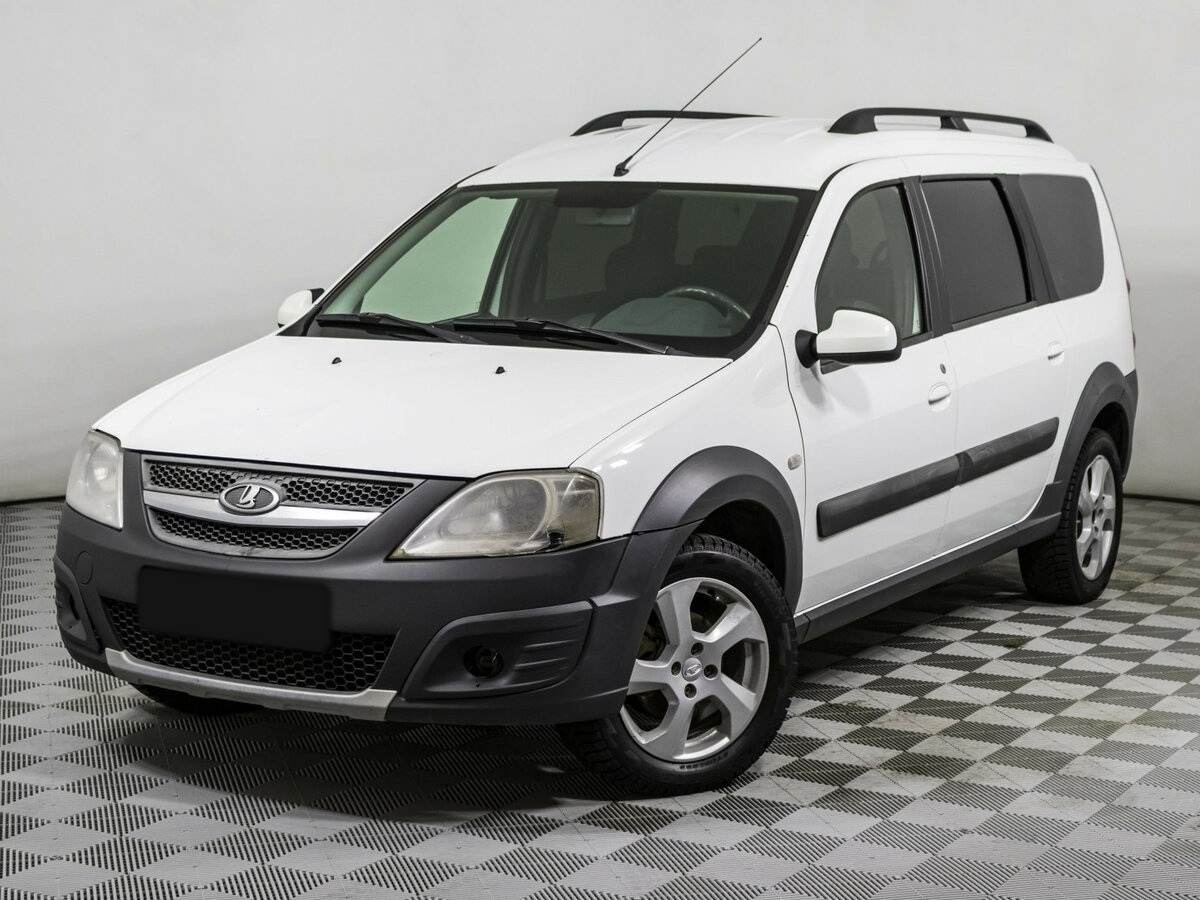 Lada (ВАЗ) Largus с пробегом — 2019 год. Посмотреть фото
