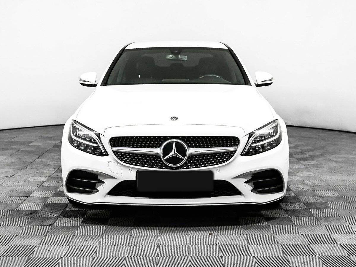 Mercedes-Benz C-Класс с пробегом — 2018 год. Фото: #1