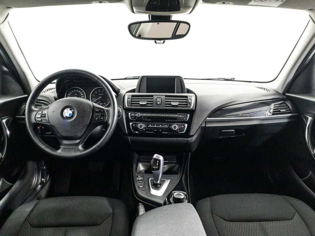 BMW 1 серии с пробегом — 2016 год. Фото: #12
