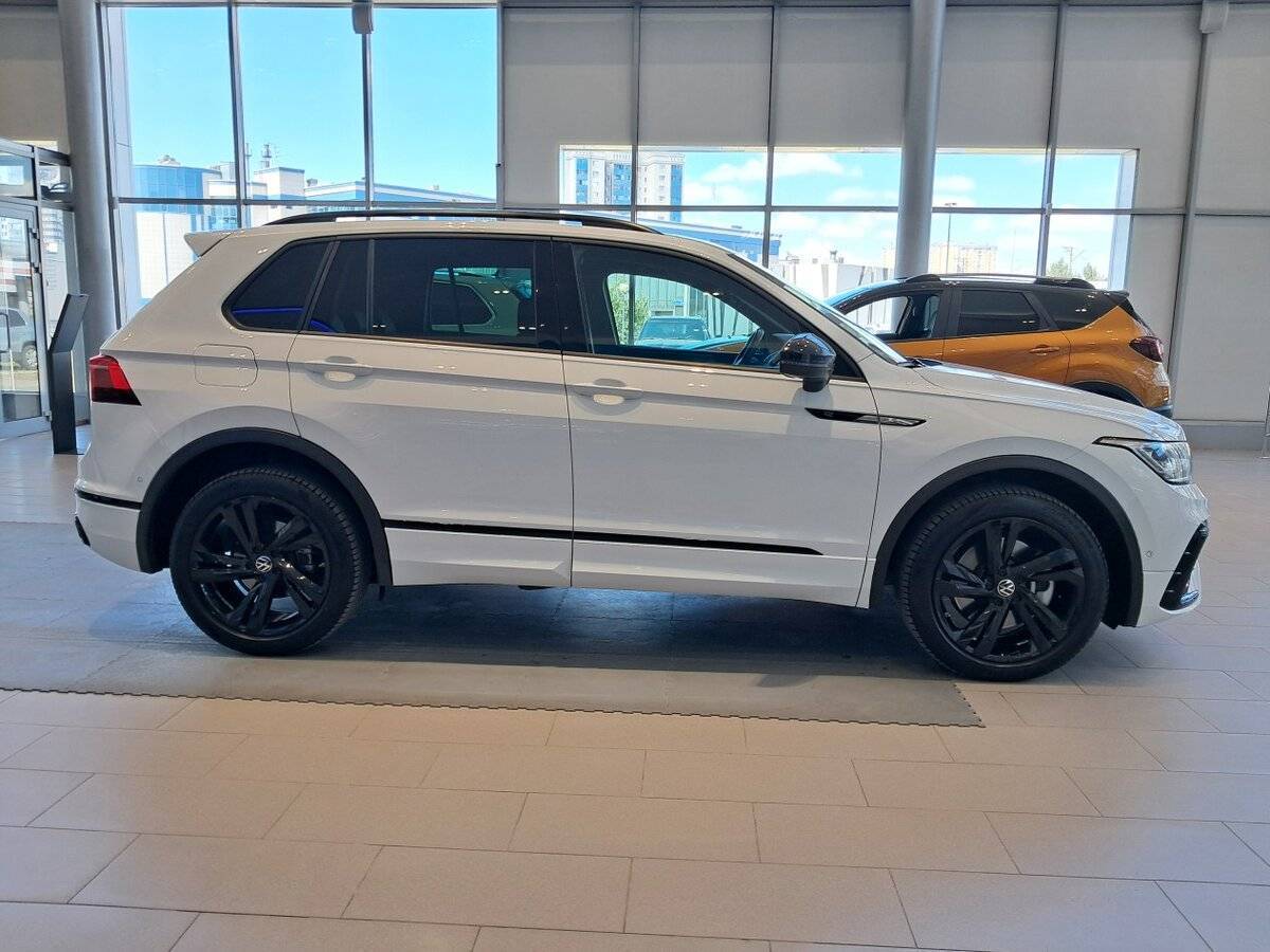 Volkswagen Tiguan с пробегом — 2021 год. Фото: #3