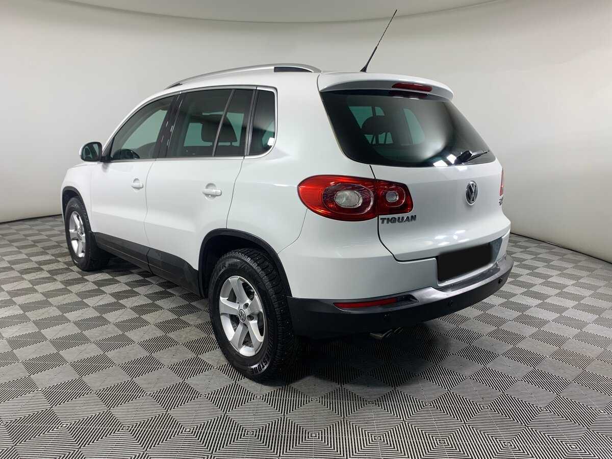 Volkswagen Tiguan с пробегом — 2010 год. Фото: #6