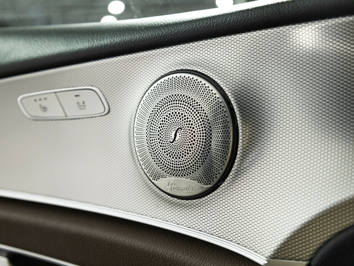 Mercedes-Benz E-Класс с пробегом — 2019 год. Фото: #19
